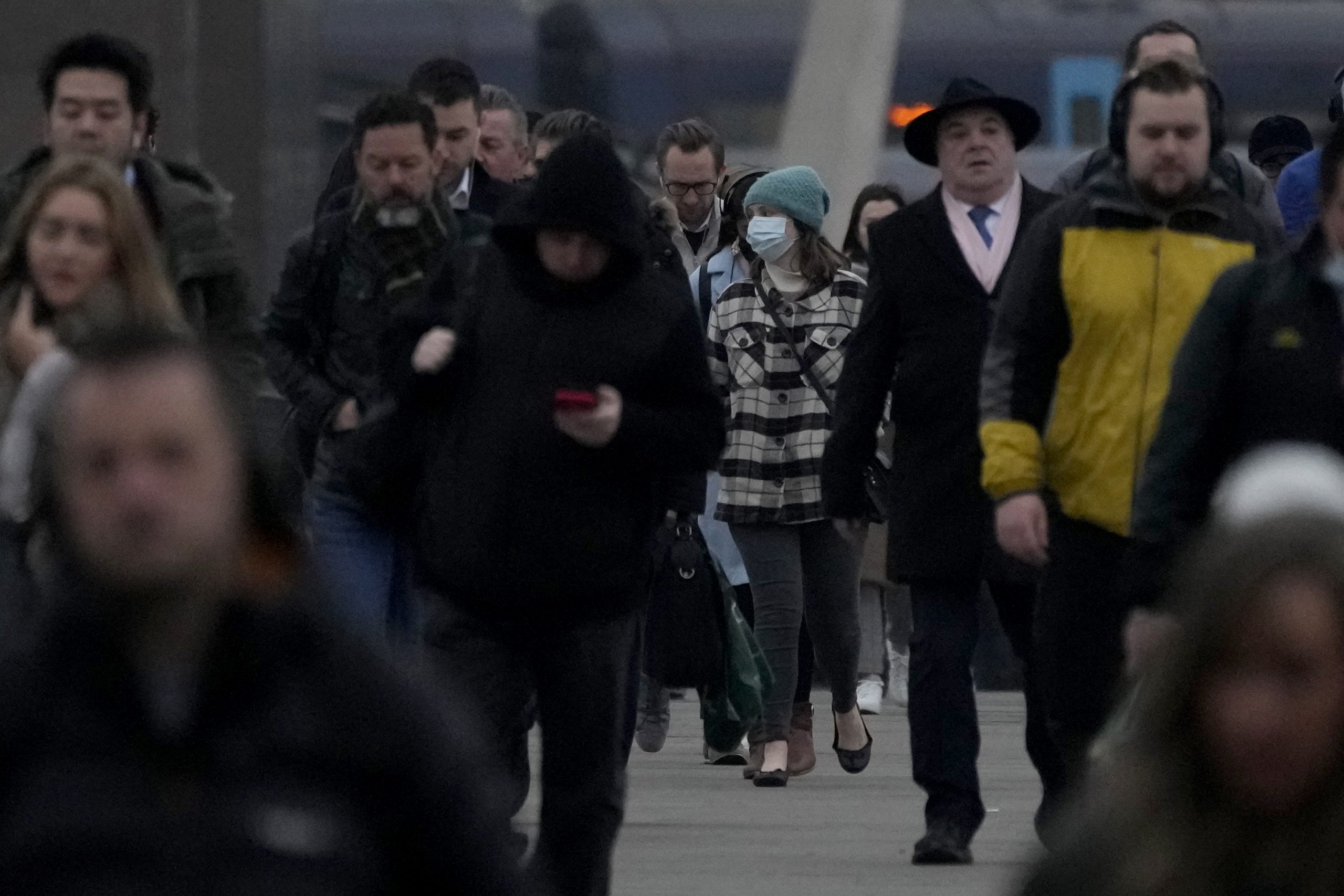 Restricțiile de călătorie în România au fost actualizate și au intrat în vigoare de astăzi