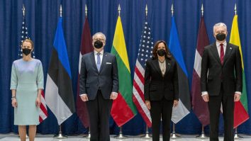 SUA: Rusia va fi EXCLUSĂ de pe piețele financiare globale în caz de escaladare a conflictului