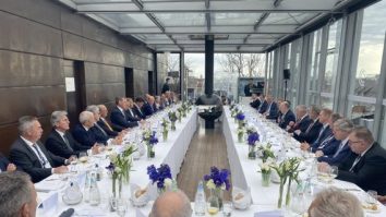 Miniştrii de Externe din România şi Ucraina au discutat la Conferinţa de Securitate de la München