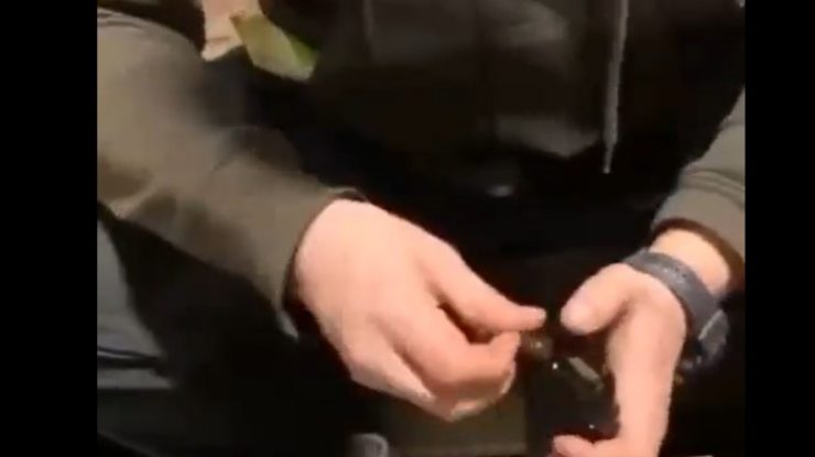 Soldații ucraineni ung cu grăsime de porc gloanțele cu care trag în ceceni