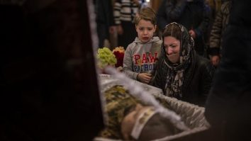 Un militar ucrainean a murit, iar alți șase au fost răniți, în urma unor confruntări cu insurgenți separatiști proruși