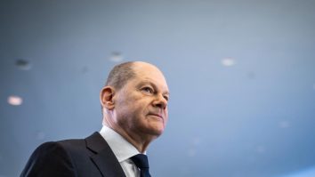 Olaf Scholz, despre legătura statelor NATO, în contextul Rusia-Ucraina: „Suntem uniți și determinați”