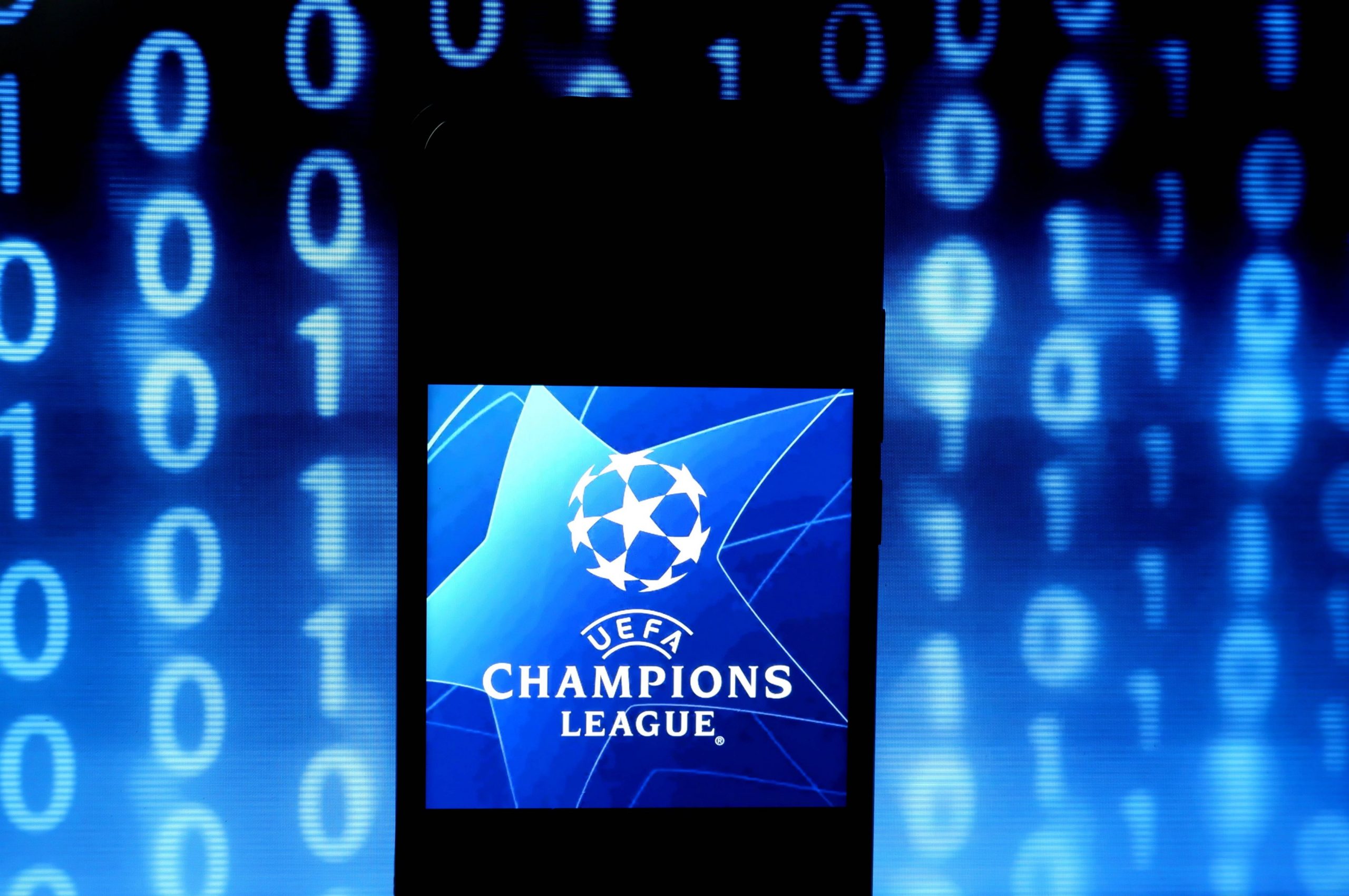 UEFA nu mai vrea să organizeze finala Ligii Campionilor 2022 la St. Petersburg. Va fi mutată în Franța