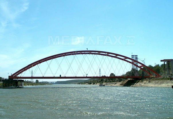 Reîncep lucrările de restaurare a podului de la Cernavodă