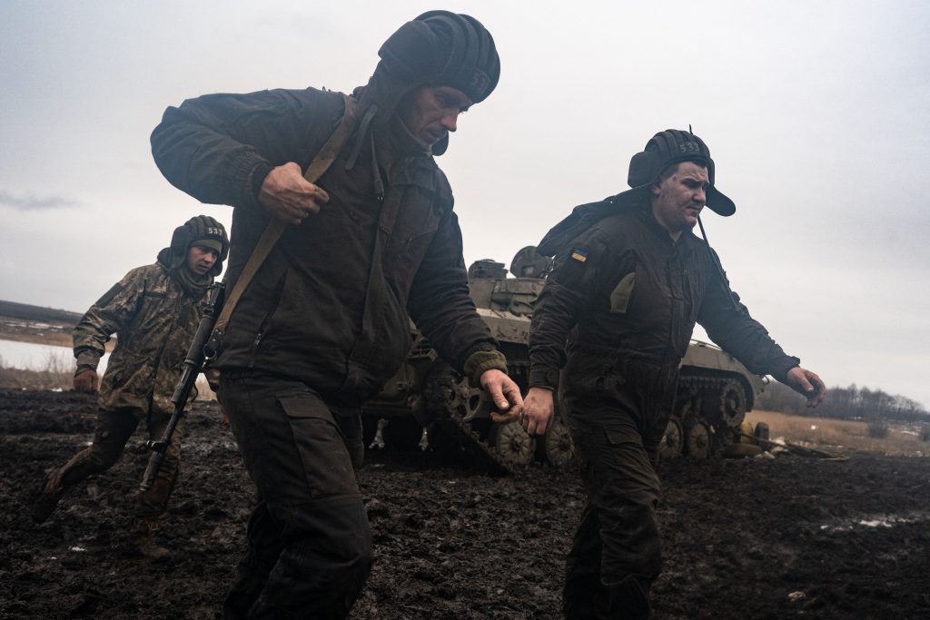 Forțele ruse se retrag din Insula Șerpilor