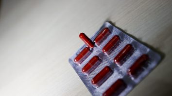 STUDIU: Medicamentele reprezintă „o ameninţare globală la adresa sănătăţii umane şi a mediului”