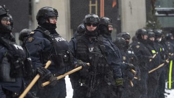 Protestatarii ruși, care au cerut ca Ucraina să nu fie invadată, arestați pe loc