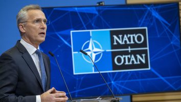 Summitul NATO: Stoltenberg cere Belarusului și Chinei să nu mai sprijine operațiunea militară a Rusiei