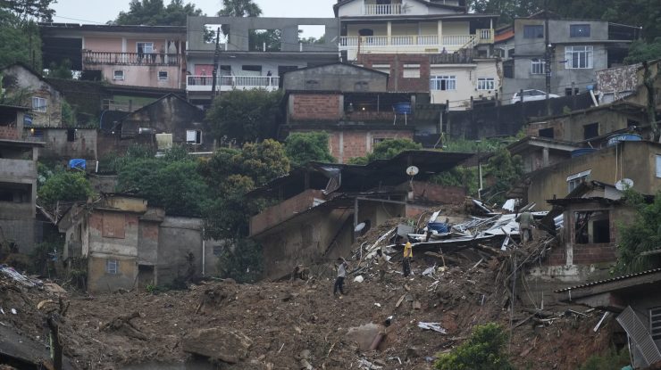 Schimbările climatice tind să producă mai multe fenomene extreme. America de Sud este deja grav afectată