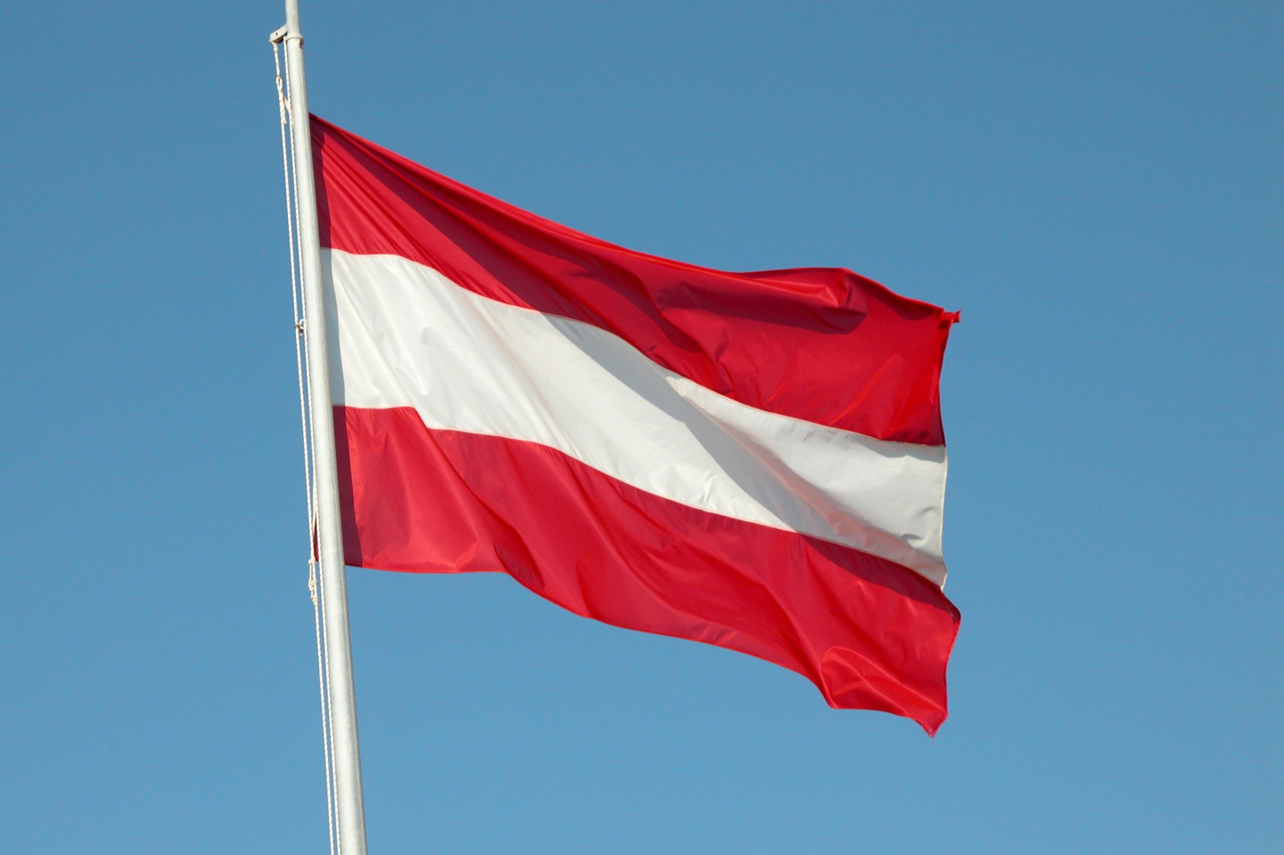 Austria, primul stat din UE care reintroduce restricțiile, după creșterea cazurilor de COVID-19