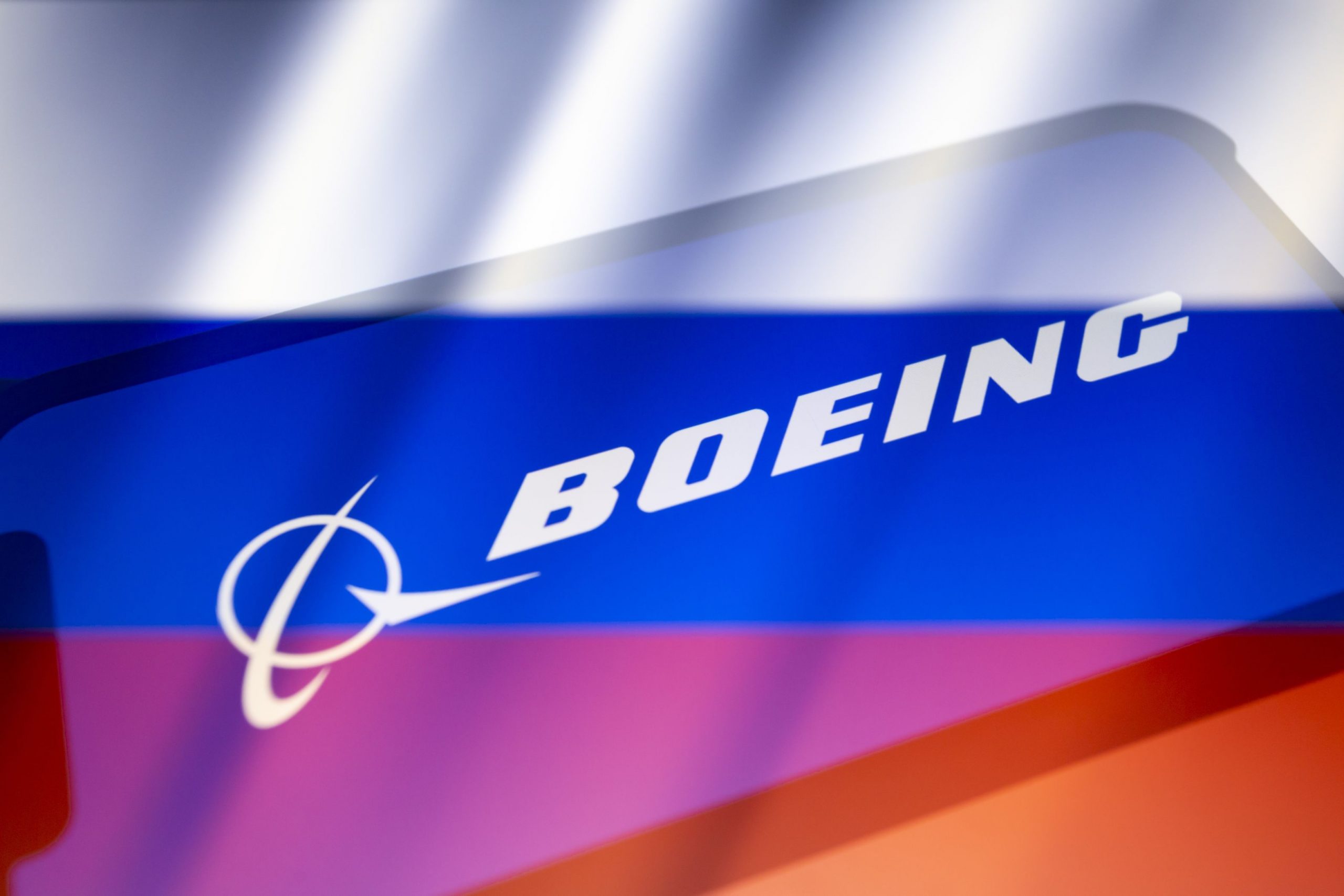 Boeing E4-B, „avionul Apocalipsei”, stă în aer câteva zile, în timp ce transportă liderii Americii