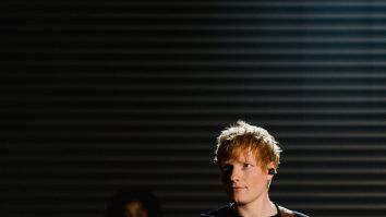<strong>Ed Sheeran donează drepturile de autor ale ultimului disc către victimele războiului din Ucraina</strong>