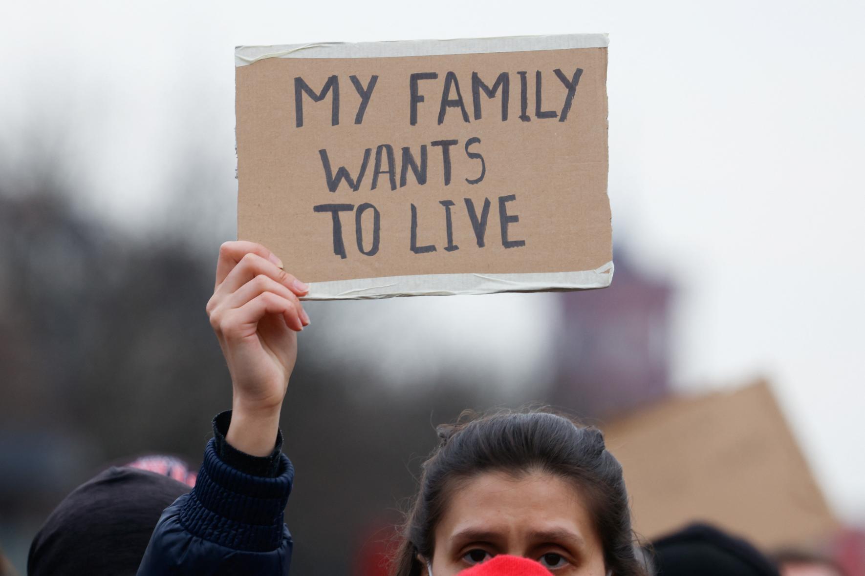 Mamele din lume susțin Ucraina. Au ieșit în stradă pentru a cere oprirea invaziei ruse