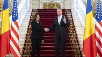 Vicepreşedintele SUA Kamala Harris a fost primită la Cotroceni de preşedintele Klaus Iohannis