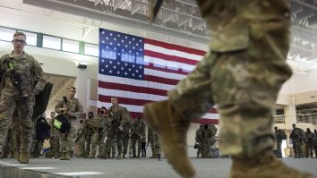 LIVE UPDATE. Șaizeci și patru de zile de invazie. Pentagon: „Mai mult de jumătate” din cele 90 de obuziere pe care SUA le trimit în Ucraina sunt în țară