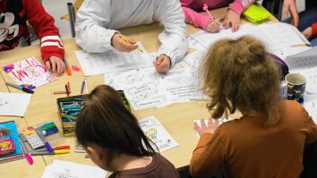 România susține educația din Ucraina. Mai mulți copii ucraineni își continuă studiile la noi în țară