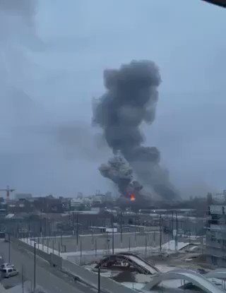 Aeroportul Antonov din Kiev a fost bombardat. Vizată a fost uzina de avioane
