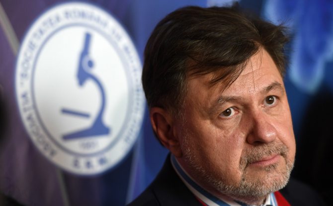 Alexandru Rafila, recomandări în cazul epidemiei de gripă în România: Formele uşoare şi medii apelează la medic de familie