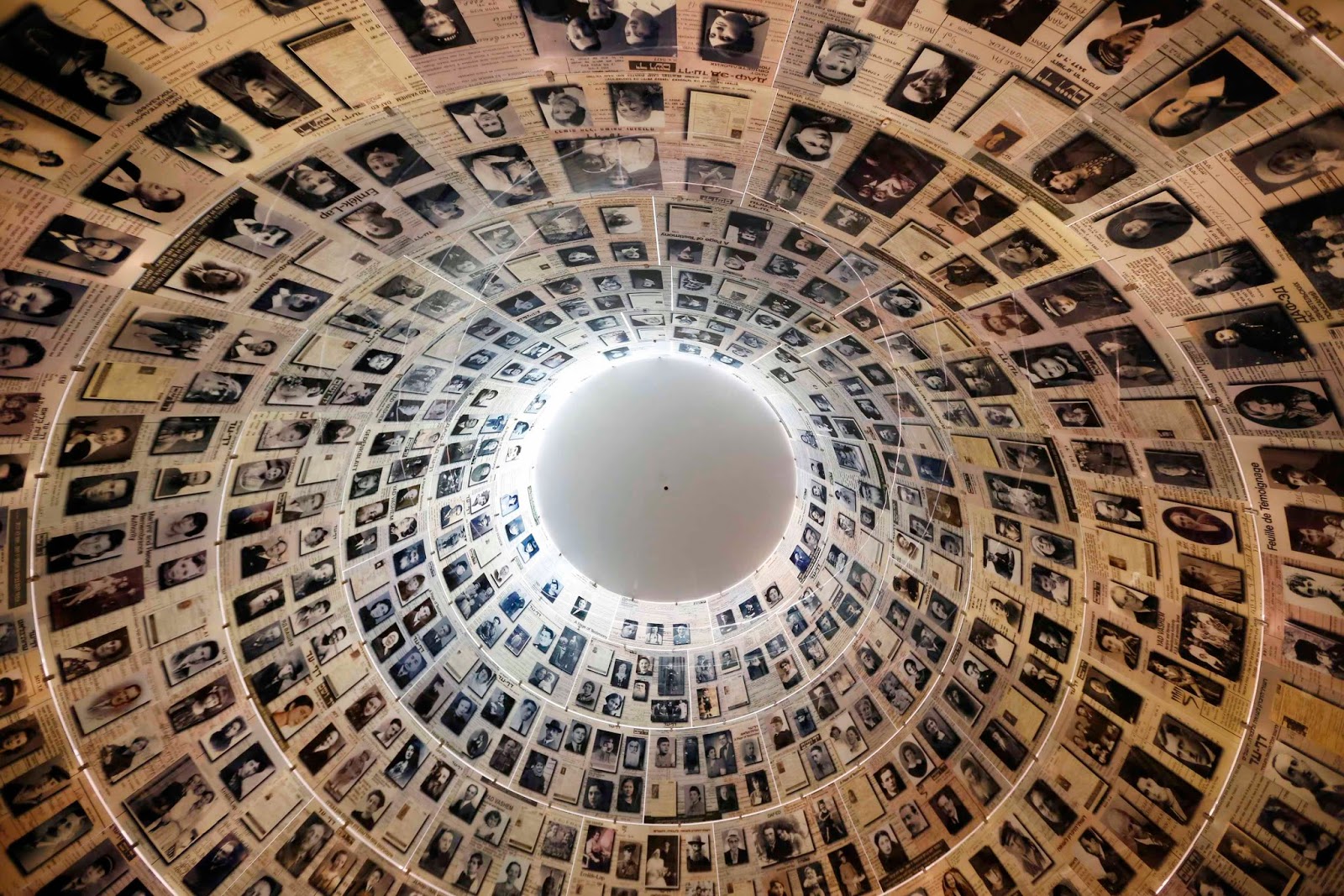 Memorialul Holocaustului Yad Vashem condamnă invazia lui Putin asupra Ucrainei: Respingem cu fermitate acțiunile Rusiei