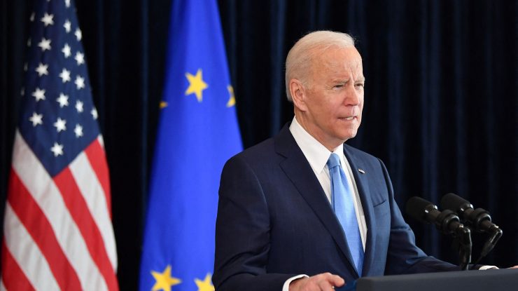 Biden insistă asupra faptului că Putin „nu poate rămâne la putere”. SUA susțin că nu acesta a fost mesajul președintelui