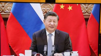 China trece de partea Ucrainei. Îi va acorda ajutor umanitar în valoare de peste 1 milion de lire sterline