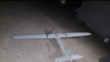 O dronă a căzut în curtea unui bărbat din Bistriţa-Năsăud