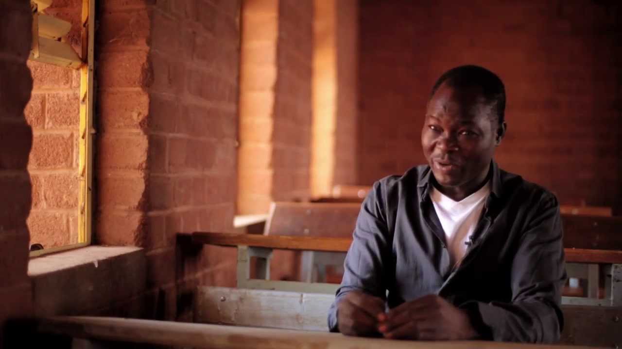 Diébédo Francis Kéré este primul african care a câștigat cel mai important premiu de arhitectură