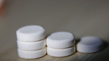 Cinci medicamente au fost derivate din otrăvuri. Botoxul este unul dintre ele