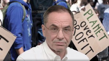 Ia să vezi. Monopolul cinismului…