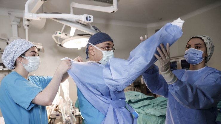 Bărbatul care a primit inima modificată genetic a unui porc a decedat