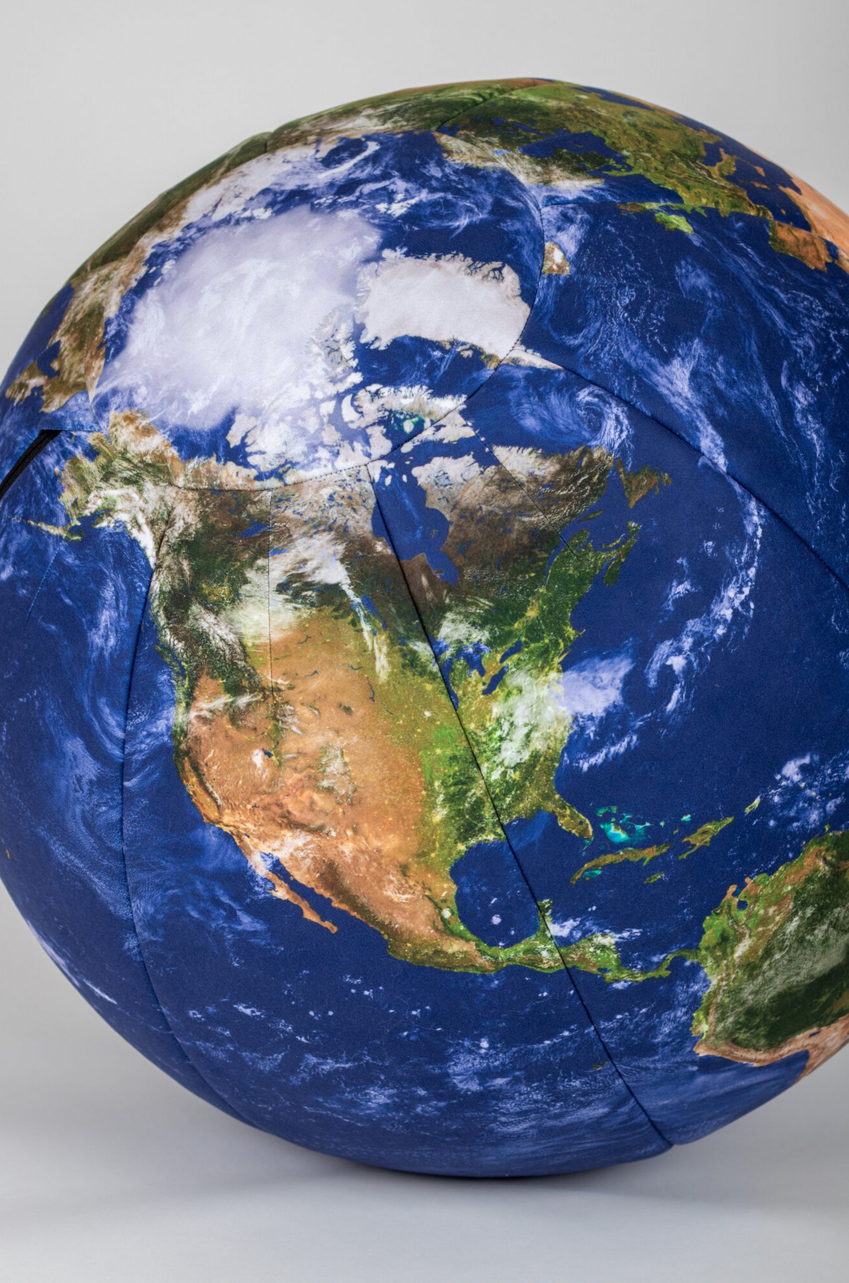 Cum este redefinită lumea de câmpul de luptă ucrainean