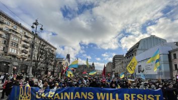 Gest emoționant din toate colțurile lumii, oamenii recită imnul Ucrainei