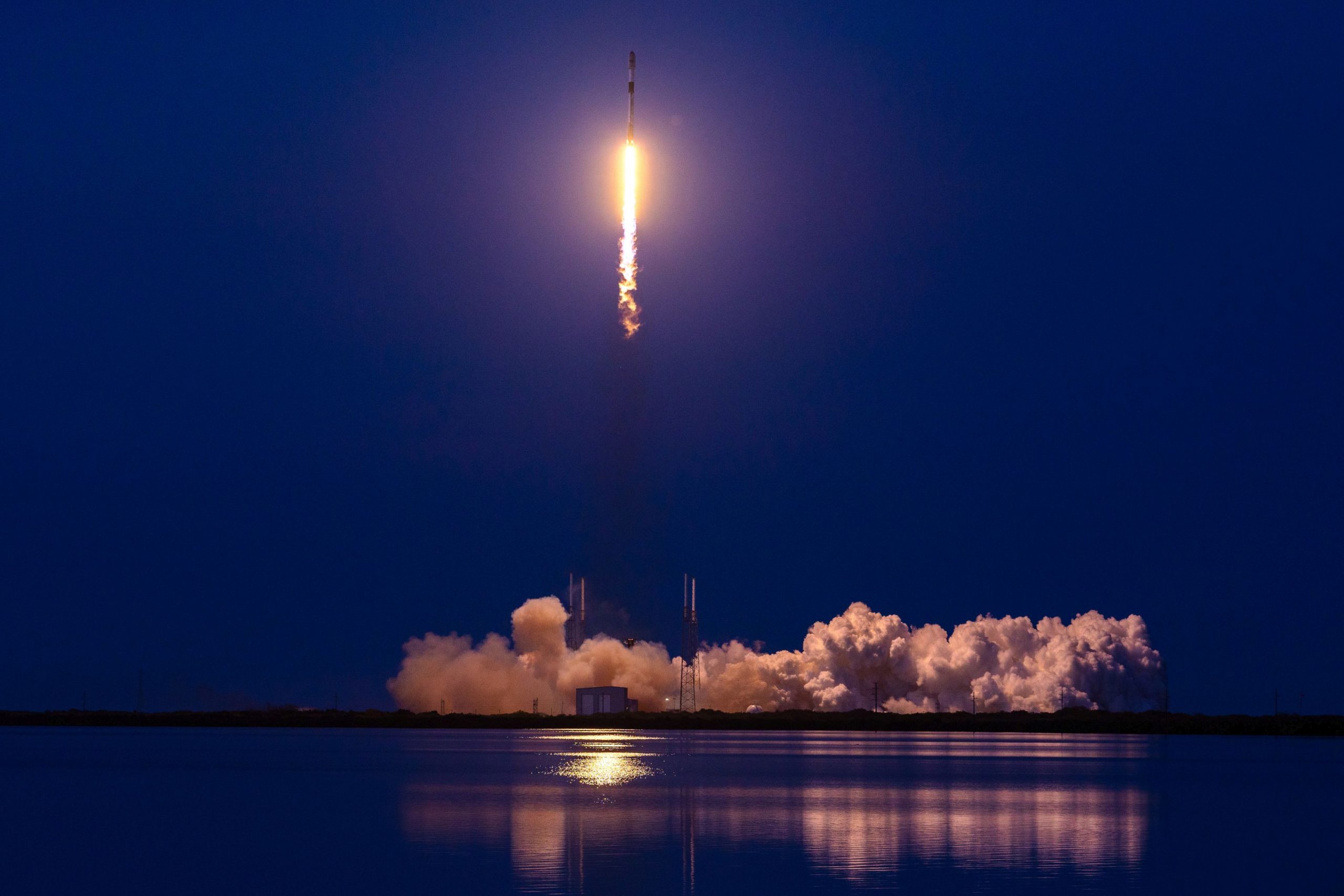 SpaceX a ajuns din nou în spațiu și a sporit numărul sateliților Starlink