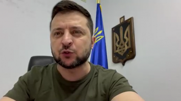 Președintele Zelenski, la Premiile Grammy, prin intermediul unei înregistrări: „Muzicienii noștri poartă veste antiglonț în loc de smoking”