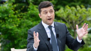 Kremlinul respinge ideea unui summit Putin-Zelenski atât timp cât nu avansează negocierile