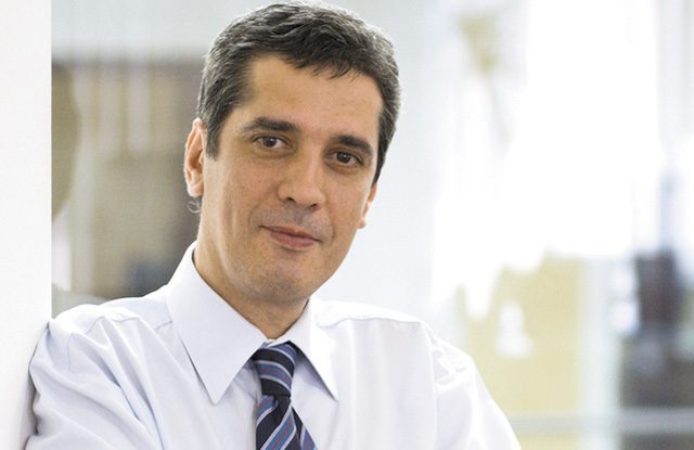 Iulian Anghel: Două minute, atât durează povestea unei vieţi de om