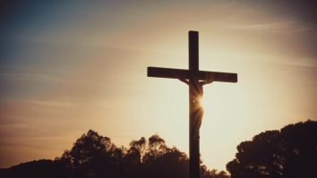 Trăiești altfel Săptămâna Patimilor la Cluj cu un grup de artiști amatori