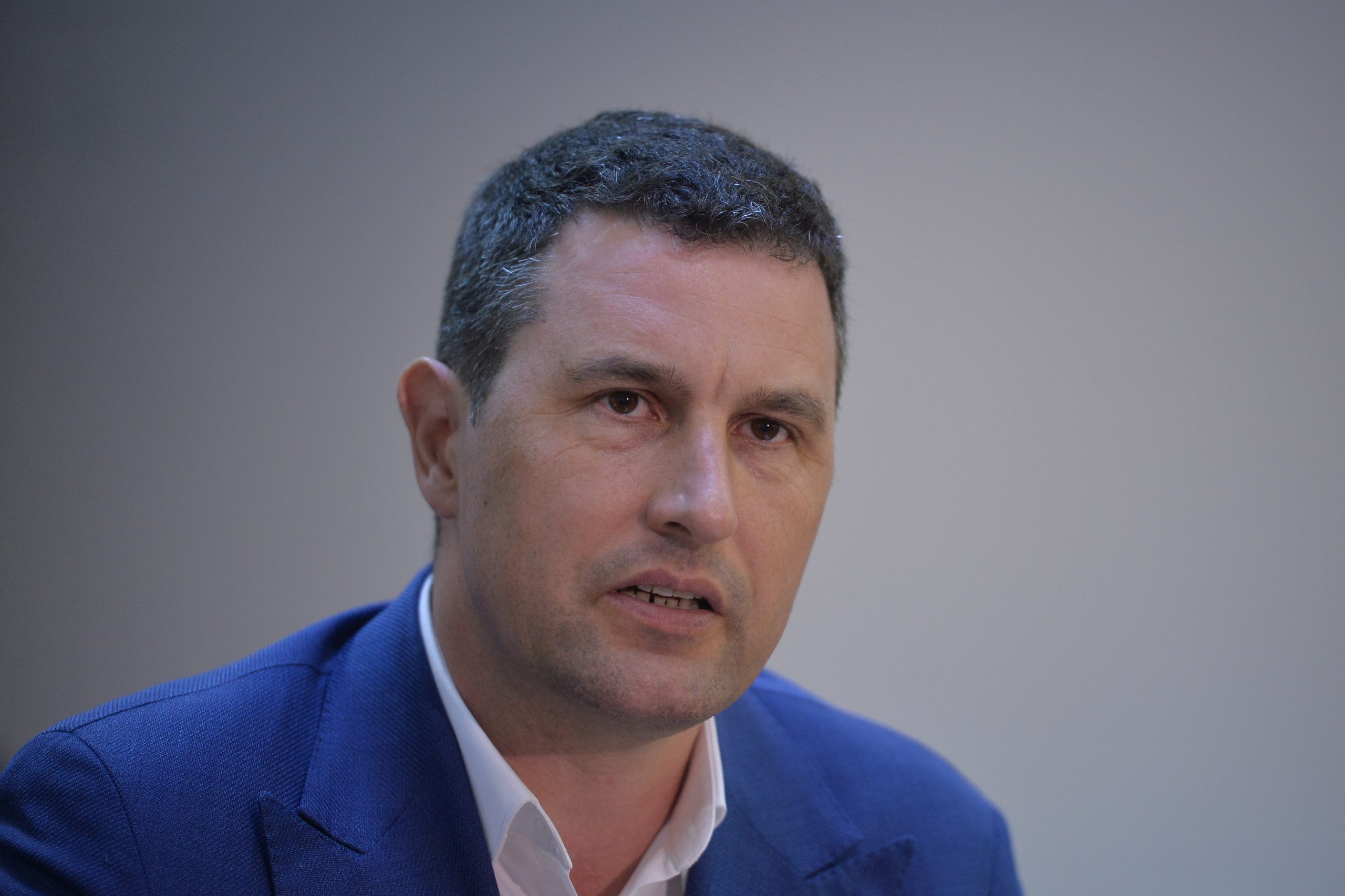 USR a depus, marţi, moţiunea simplă împotriva ministrului Mediului, Tanczos Barna