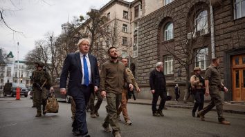 Boris Johnson a promis un nou ajutor militar și economic pentru Ucraina