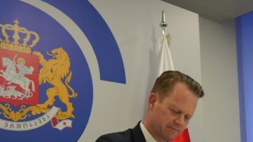 Prima țară din lume care suspendă campania de vaccinare COVID