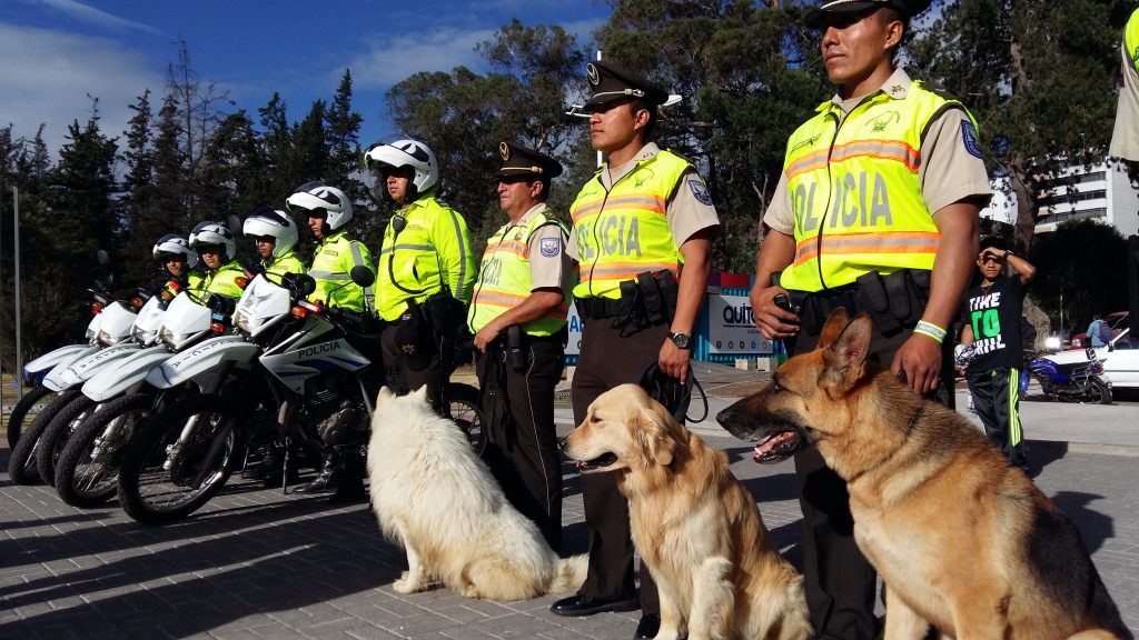 poliție-Ecuador