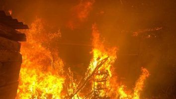 Incendiu puternic la o casă din Neamț. Două persoane au murit în urma explodării unor butelii