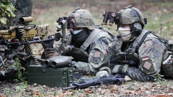 Japonia aprobă arme cu rază lungă de acțiune pentru a contracara amenințările tot mai mari din partea rivalilor