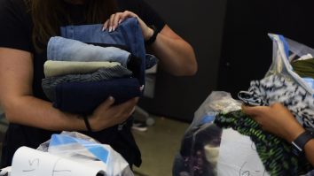 Donațiile de la Cluj pentru refugiații ucraineni au alcătuit un magazin de tip „free shop”