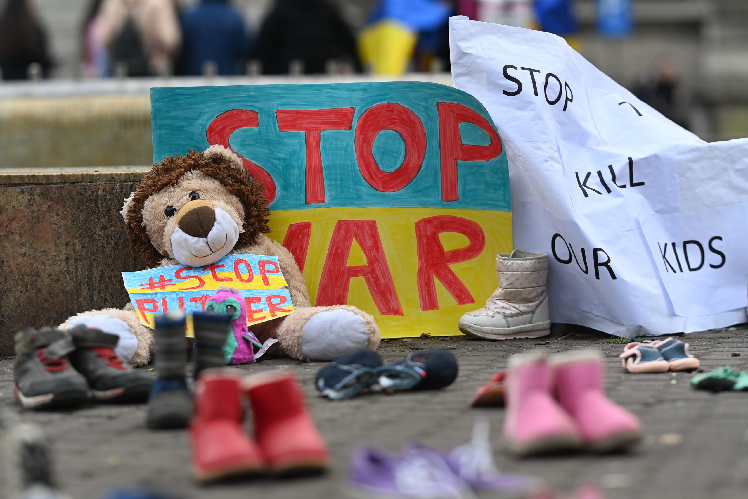 VIDEO. Fostul ministru al apărării explică importanța suștinerii Ucrainei în acest conflict