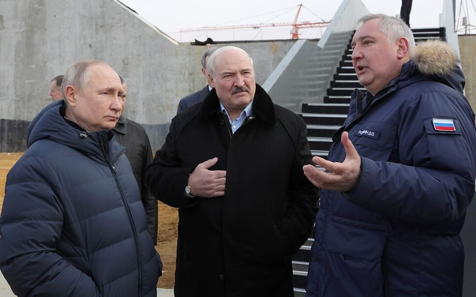 Rogozin amenință SUA cu „război mondial” dacă sateliții Rusiei vor fi atacați.