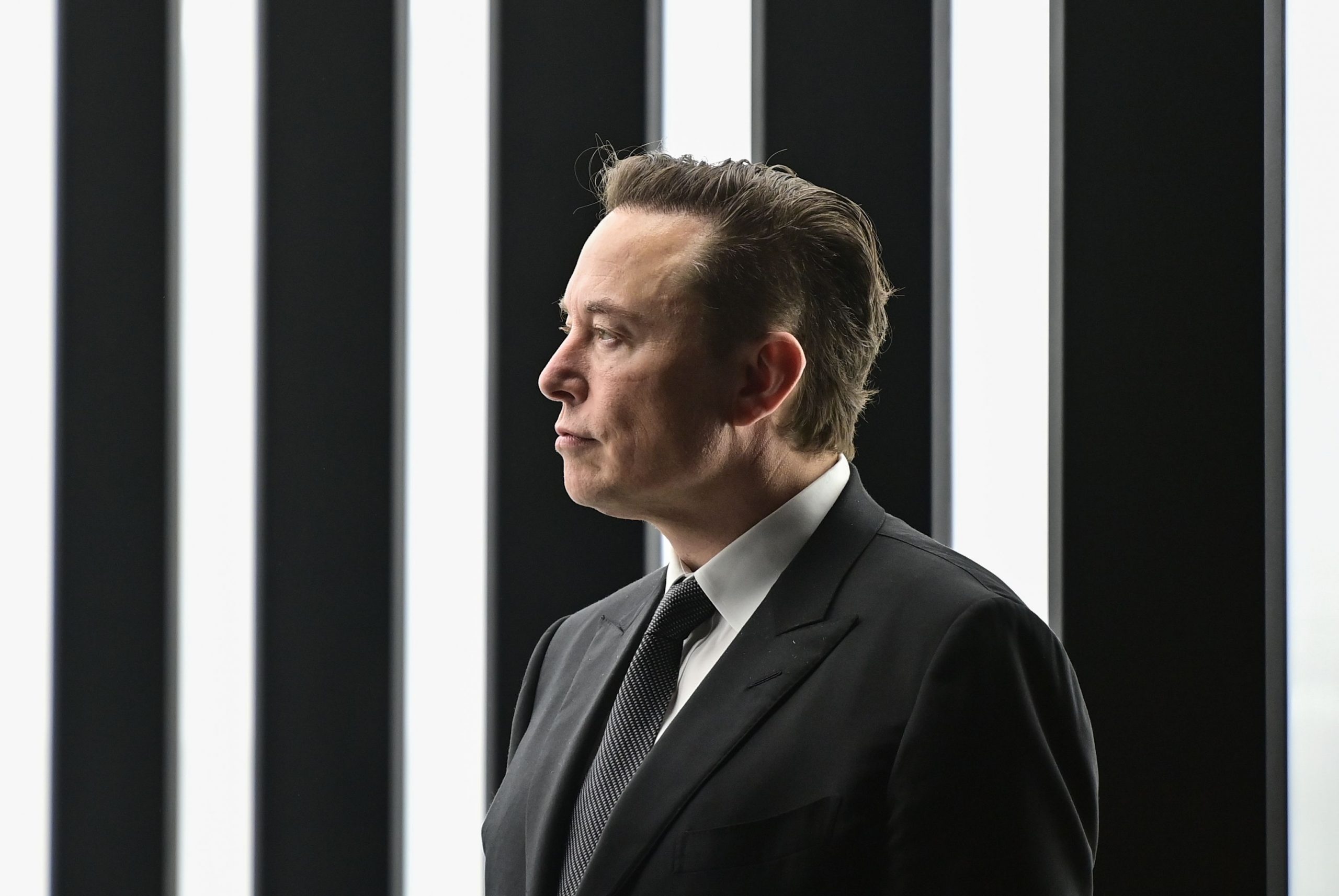 Elon Musk a bătut palma pentru Twitter pentru 44 de miliarde de dolari