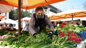 Legumele ecologice produc boli din cauza bacteriilor cu care sunt contaminate regulat