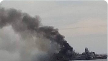 Primele imagini cu „Moskva” aruncată în aer de rachetele ucraniene