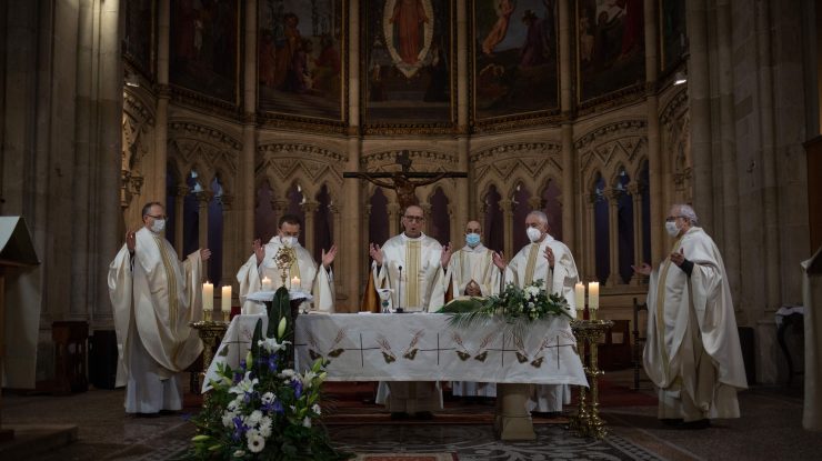 Armata rusă a furat un potir comemorativ, folosit la Sfânta Liturghie